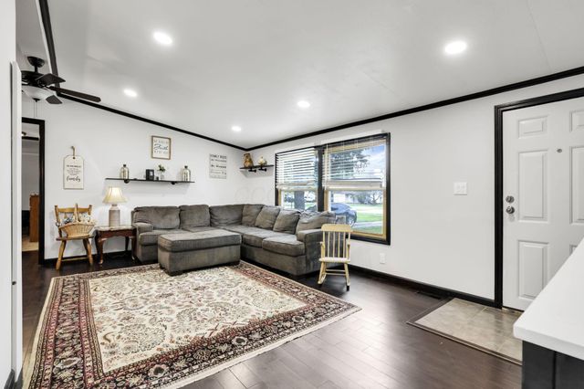 300 N Vernon Avenue, Newark, OH 43055