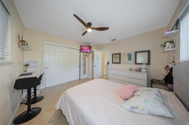 3455 SW 75th Ct, Miami, FL 33155