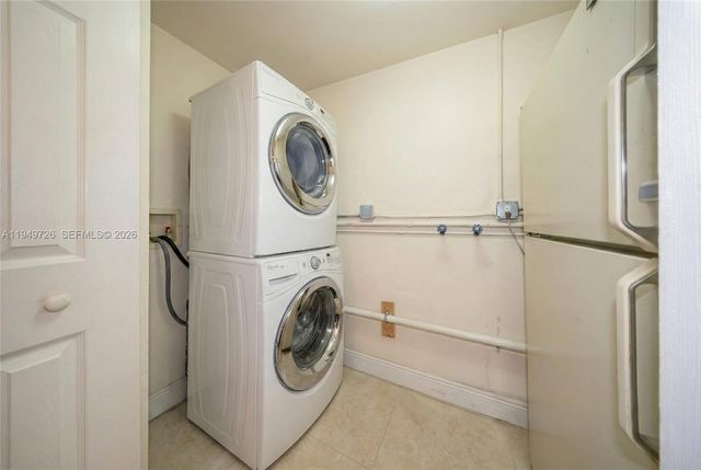 3455 SW 75th Ct, Miami, FL 33155