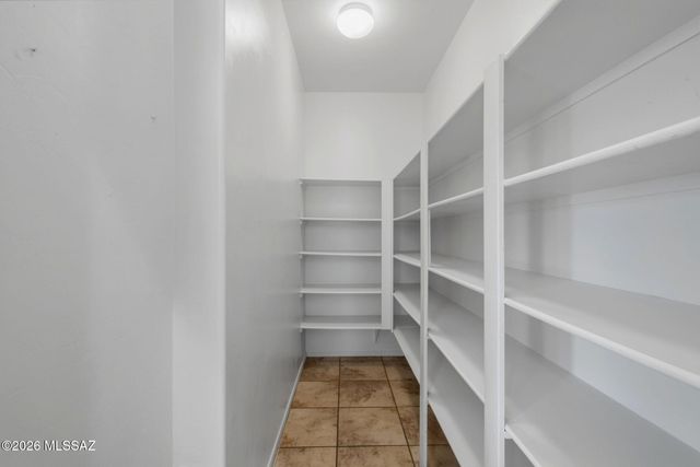 727 W Camino Curvitas, Sahuarita, AZ 85629