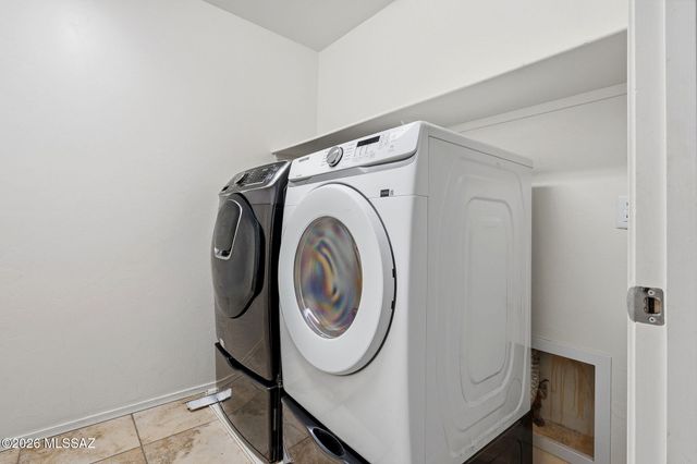 727 W Camino Curvitas, Sahuarita, AZ 85629