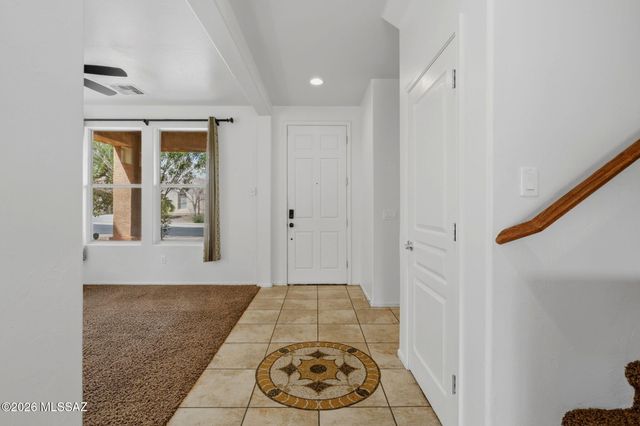 727 W Camino Curvitas, Sahuarita, AZ 85629