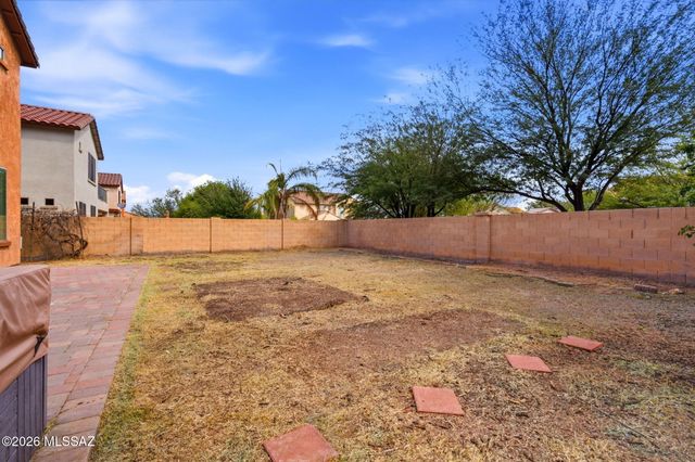 727 W Camino Curvitas, Sahuarita, AZ 85629
