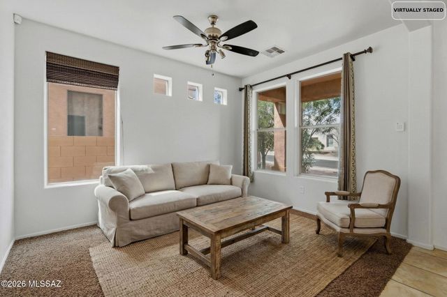 727 W Camino Curvitas, Sahuarita, AZ 85629