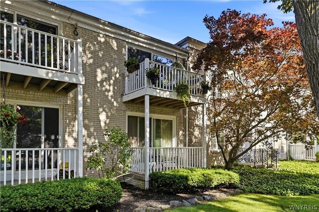 4415 Main Street 16, Amherst, NY 14226