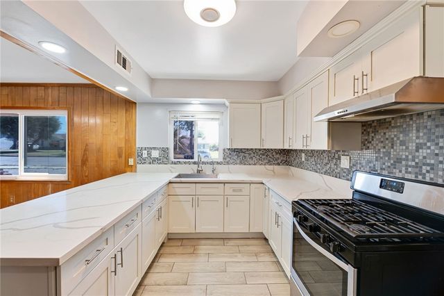 184 Palmyra, San Bernardino, CA 92404