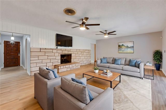 184 Palmyra, San Bernardino, CA 92404