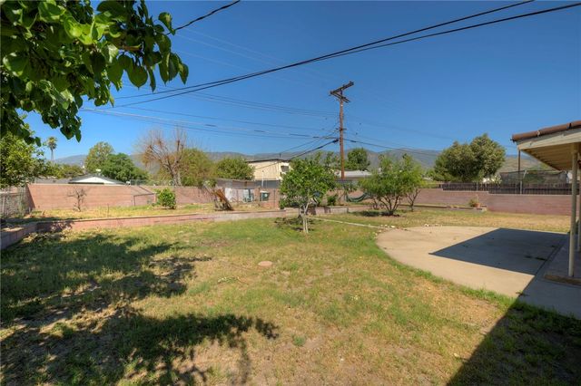 184 Palmyra, San Bernardino, CA 92404