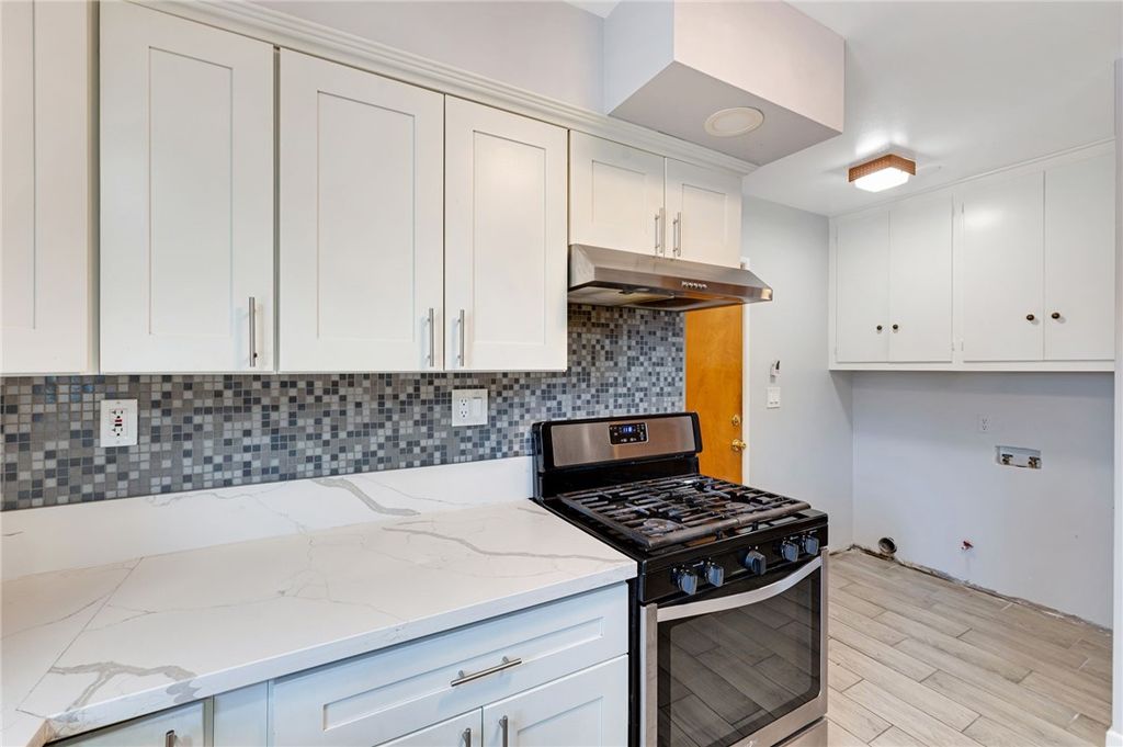 Image 11 of property listing at 184 Palmyra, San Bernardino, CA 92404