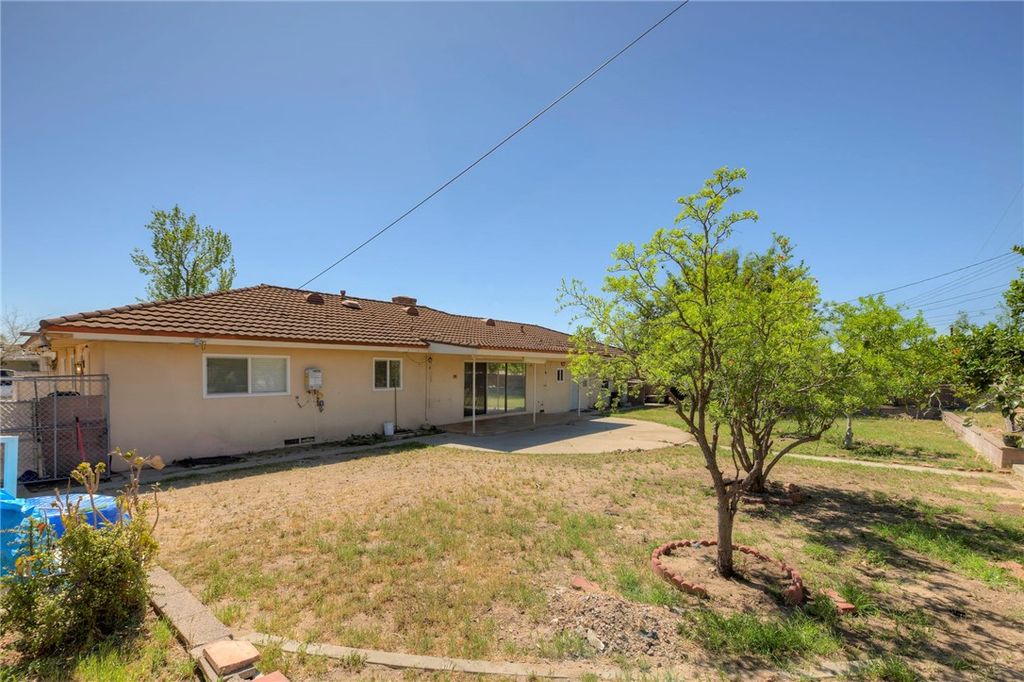 Image 30 of property listing at 184 Palmyra, San Bernardino, CA 92404