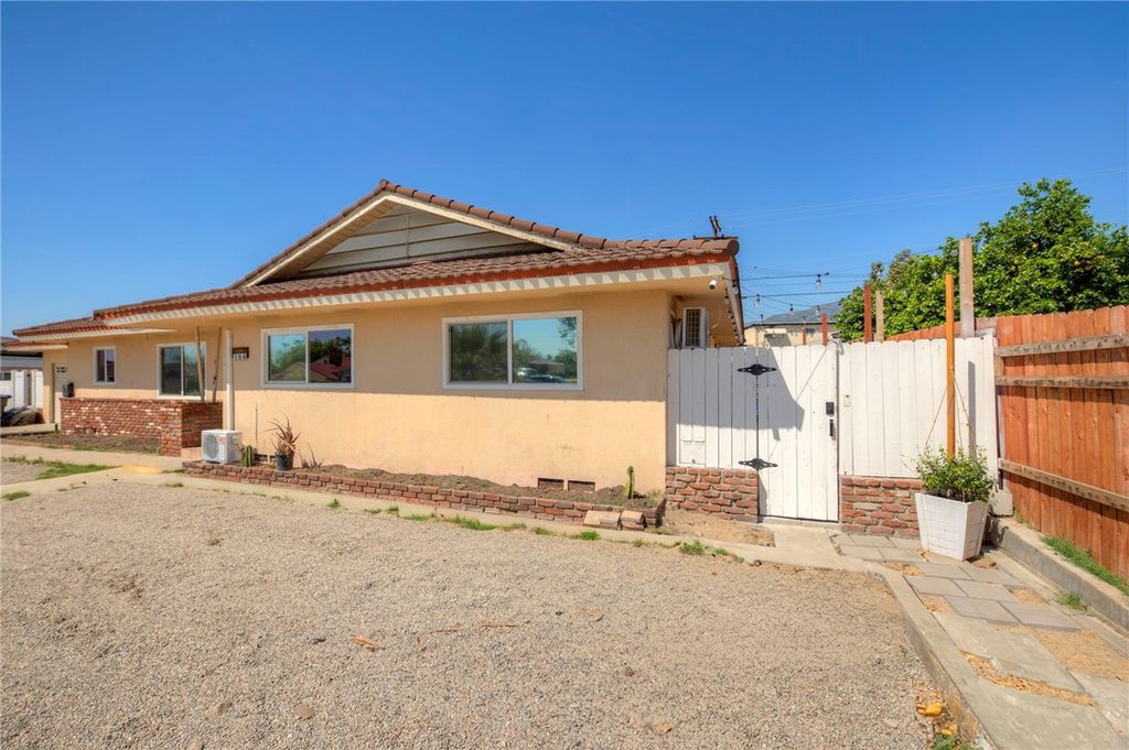 Image 31 of property listing at 184 Palmyra, San Bernardino, CA 92404