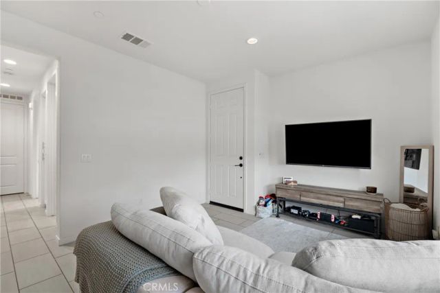 28341 Heather Green Way, Menifee, CA 92584