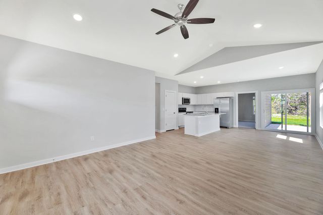 9506 E Hurst St, Wichita, KS 67210