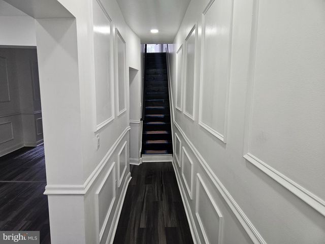 31 CHAMBERS ST, Trenton, NJ 08609