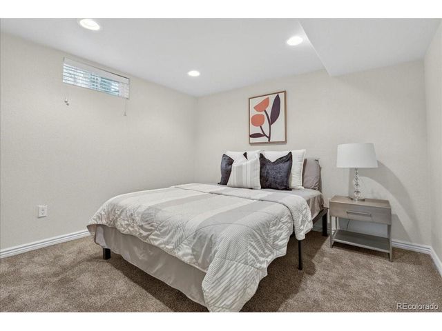 4800 Knox Ct, Denver, CO 80221