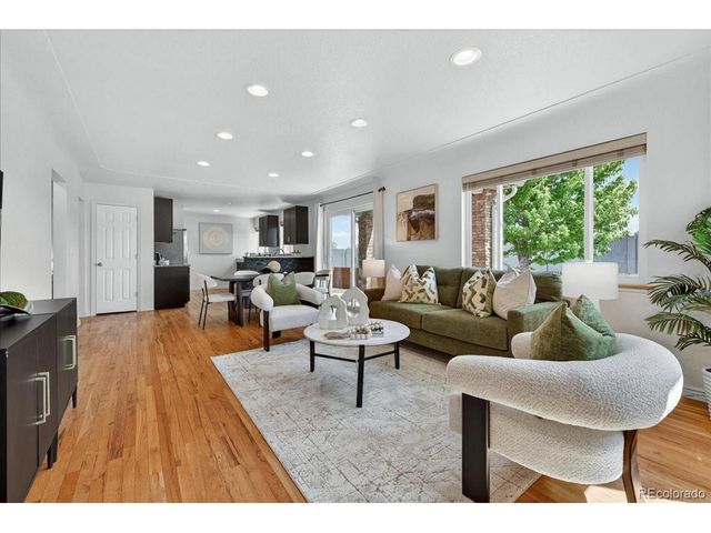 4800 Knox Ct, Denver, CO 80221