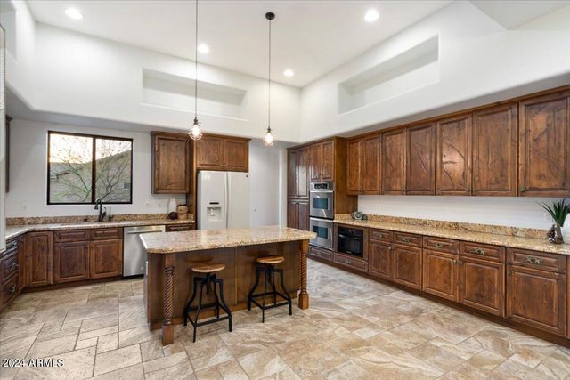 6523 E LONESOME Trail, Cave Creek, AZ 85331