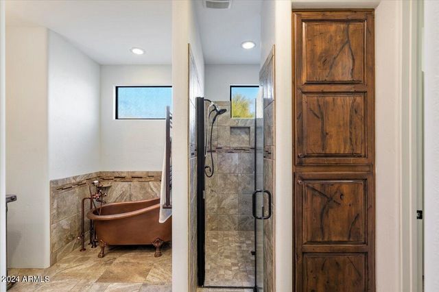 6523 E LONESOME Trail, Cave Creek, AZ 85331