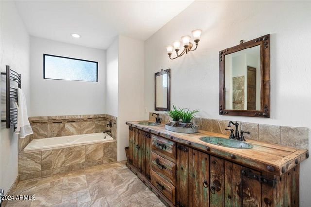 6523 E LONESOME Trail, Cave Creek, AZ 85331