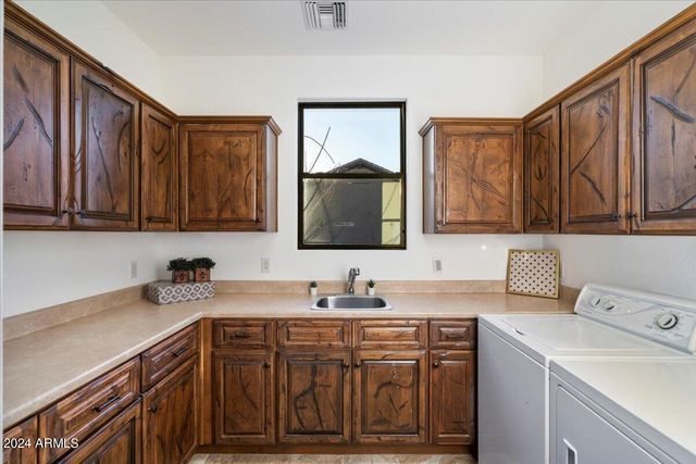 6523 E LONESOME Trail, Cave Creek, AZ 85331