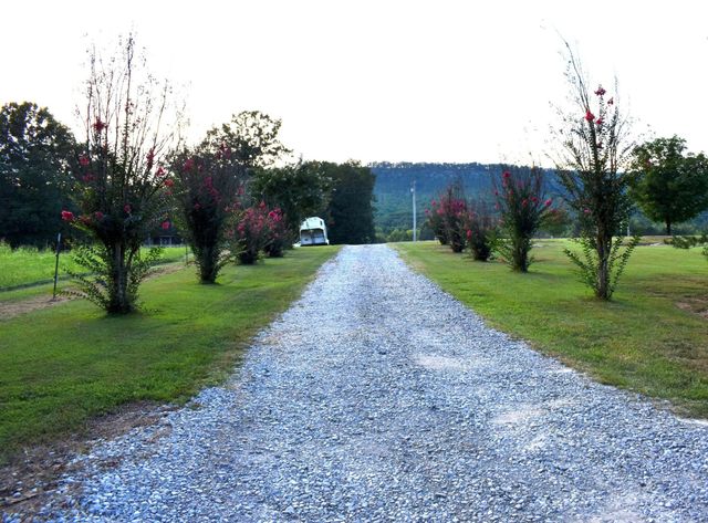 9415 Old State Highway 28, Pikeville, TN 37367