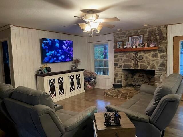 9415 Old State Highway 28, Pikeville, TN 37367