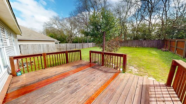 406 Powder Horn Drive, Midland City, AL 36350