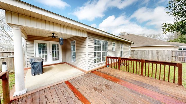 406 Powder Horn Drive, Midland City, AL 36350