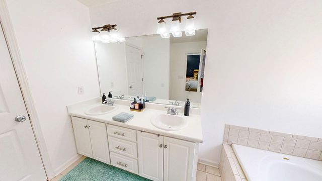 406 Powder Horn Drive, Midland City, AL 36350