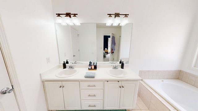 406 Powder Horn Drive, Midland City, AL 36350