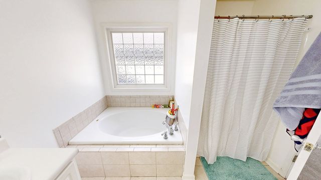 406 Powder Horn Drive, Midland City, AL 36350