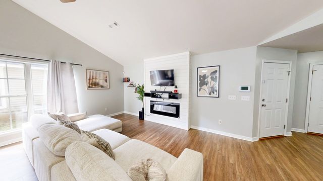 406 Powder Horn Drive, Midland City, AL 36350