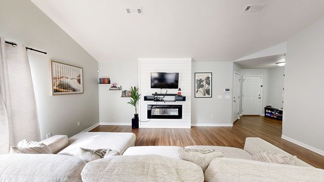 406 Powder Horn Drive, Midland City, AL 36350