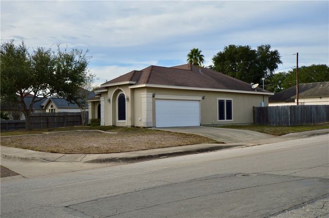 1717 Agarito Ave, Alice, TX 78332