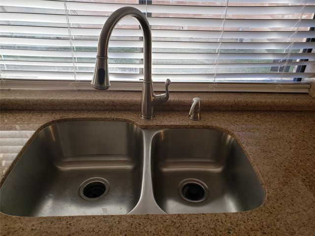 14822 Earlswood Drive, Houston, TX 77083