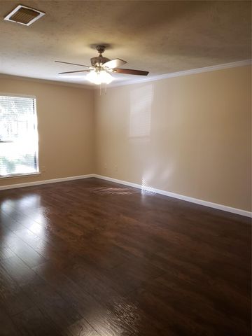 14822 Earlswood Drive, Houston, TX 77083