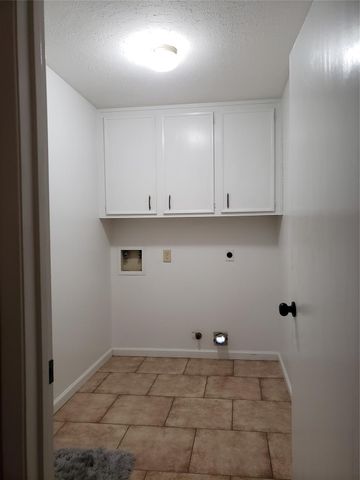 14822 Earlswood Drive, Houston, TX 77083