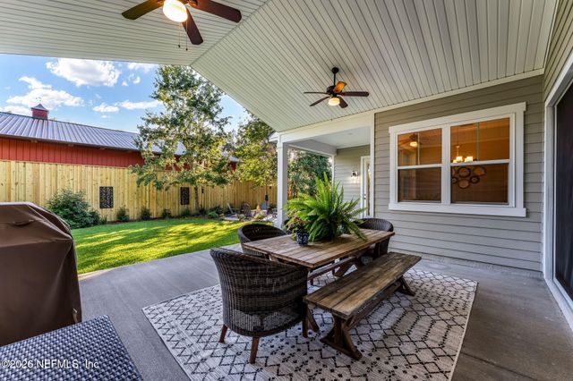 133 HOLLY BERRY Lane, St. Johns, FL 32259