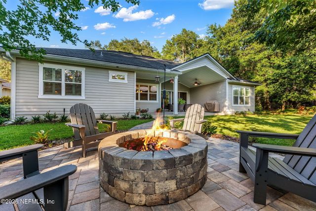 133 HOLLY BERRY Lane, St. Johns, FL 32259