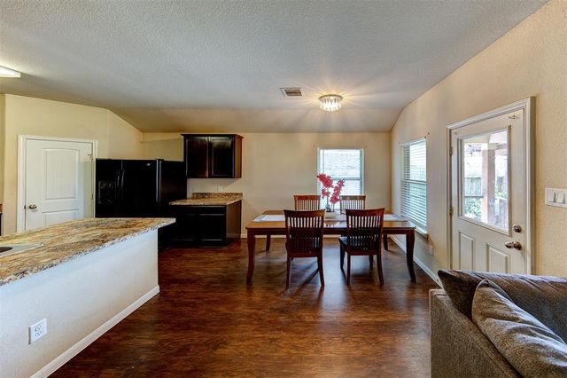 75 Rodeo Drive, Manvel, TX 77578