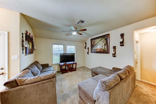 75 Rodeo Drive, Manvel, TX 77578