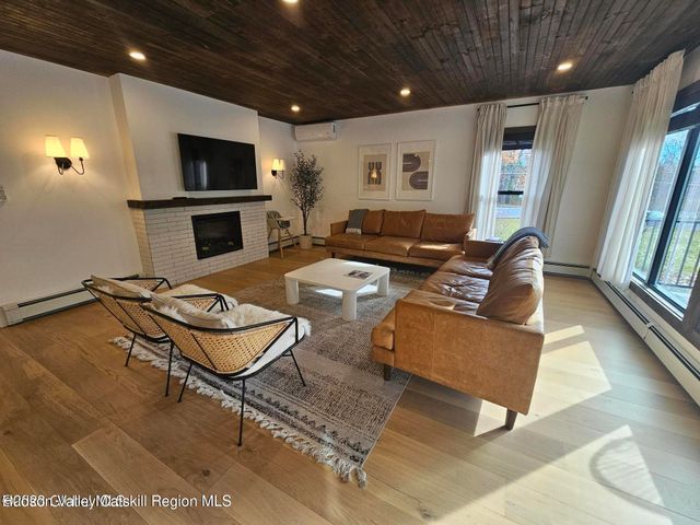 625 Route 32a, Palenville, NY 12463