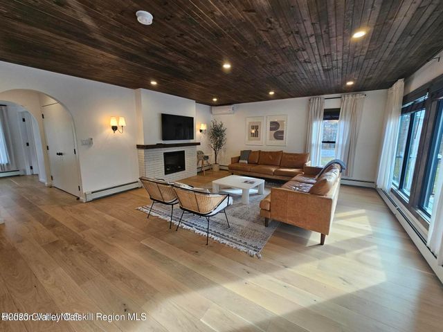 625 Route 32a, Palenville, NY 12463