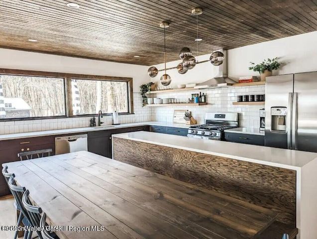 625 Route 32a, Palenville, NY 12463