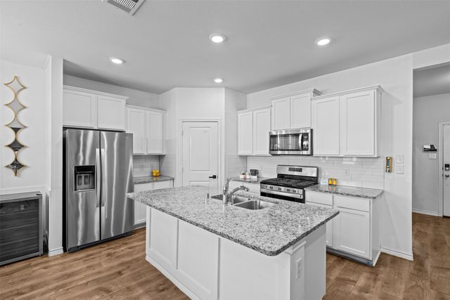 606 Saddle Club Way, Princeton, TX 75407