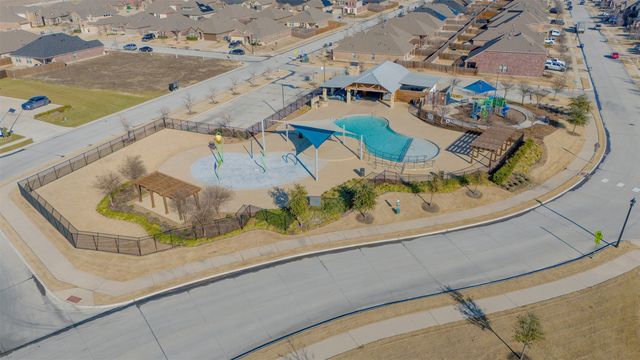 606 Saddle Club Way, Princeton, TX 75407