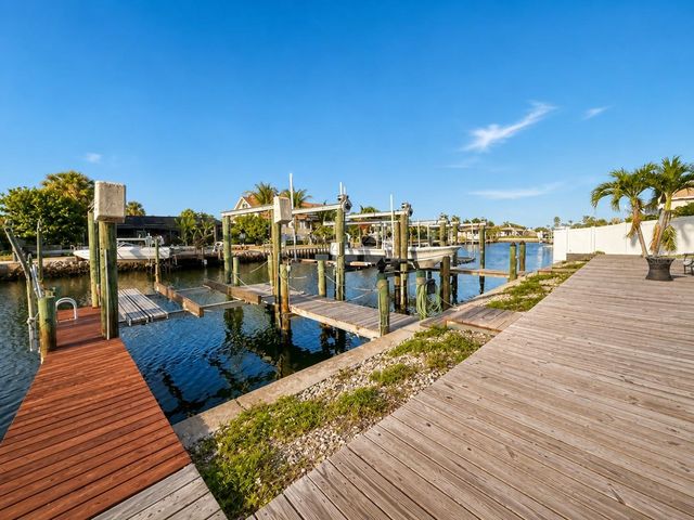 1013 APOLLO BEACH BOULEVARD 202, Apollo Beach, FL 33572