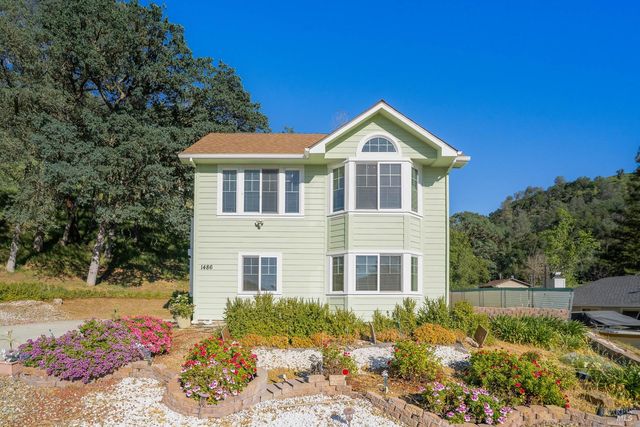 1486 Steele Canyon Rd, Napa, CA 94558