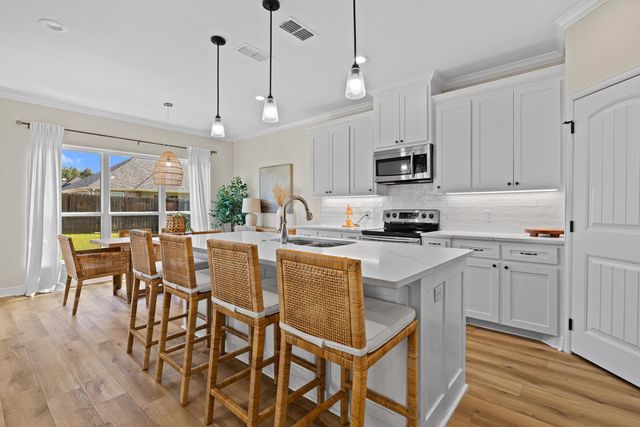 108 Decoy Ln, Hallsville, TX 75650