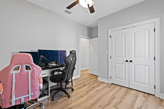 108 Decoy Ln, Hallsville, TX 75650